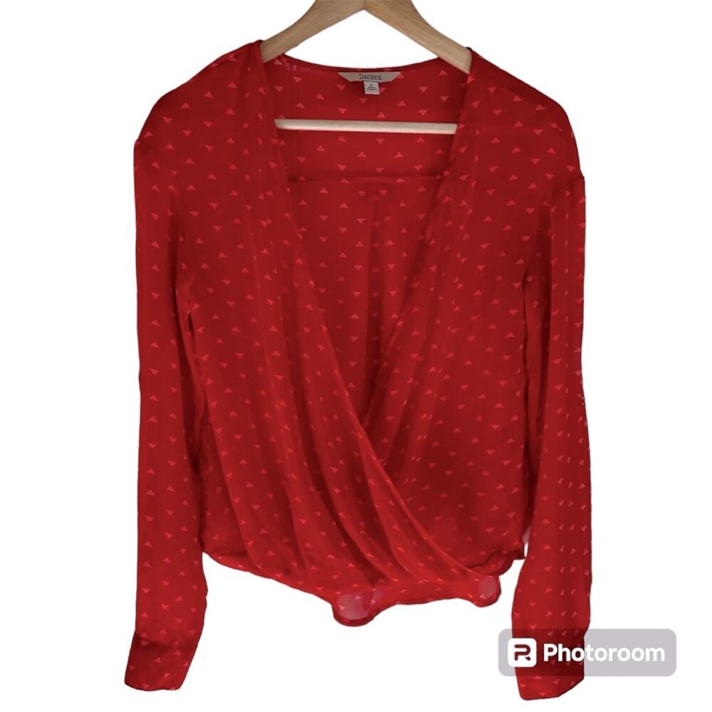 Decree women’s‎ blouse small sheer